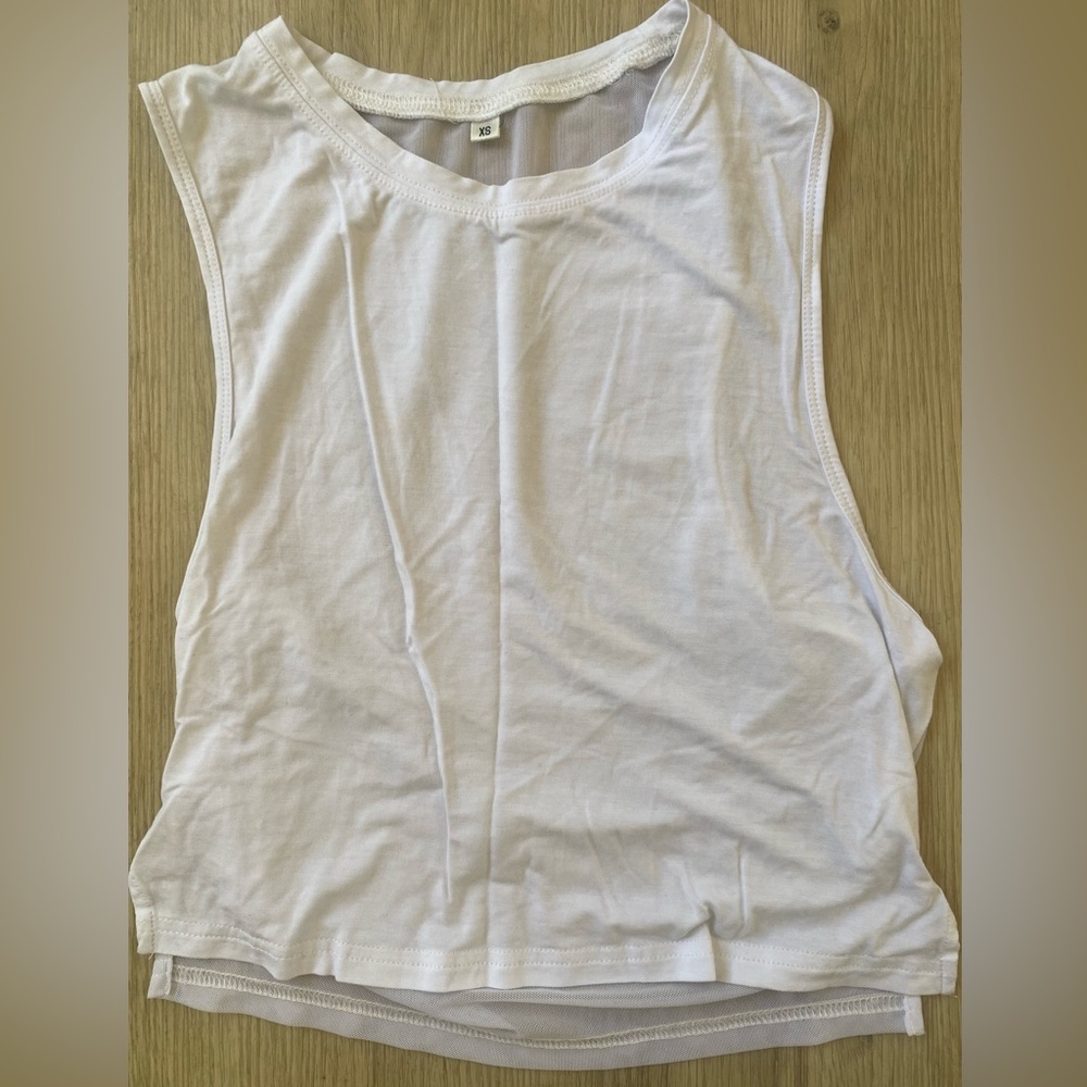 White tank, mesh back. Sz. XS